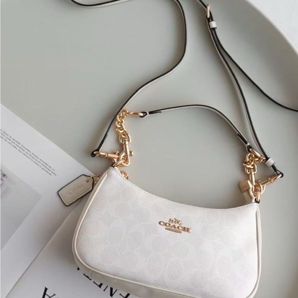Coach Teri Shoulder Bag White Signature Canvas